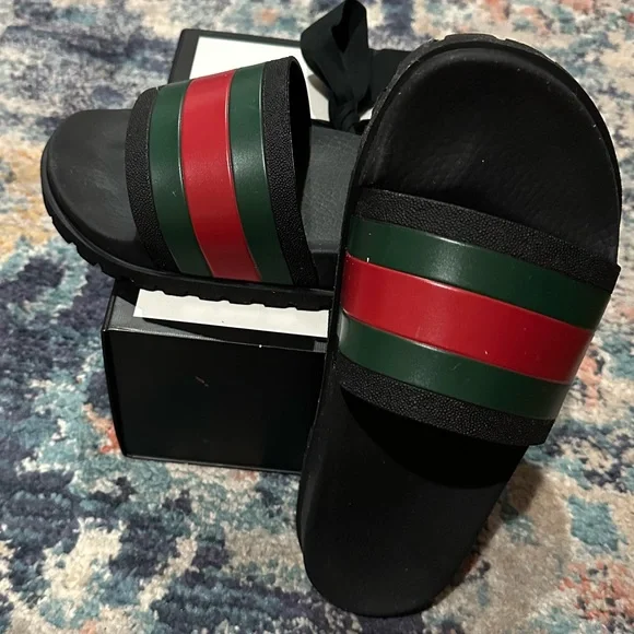 Gucci Slides Authentic - Picture 5 of 5